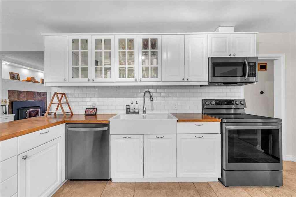 MLS® A2254403 - 85 Warwick Drive SW in Westgate Calgary, Residential