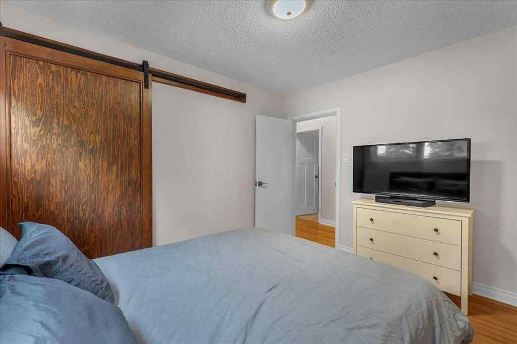 MLS® A2254403 - 85 Warwick Drive SW in Westgate Calgary, Residential