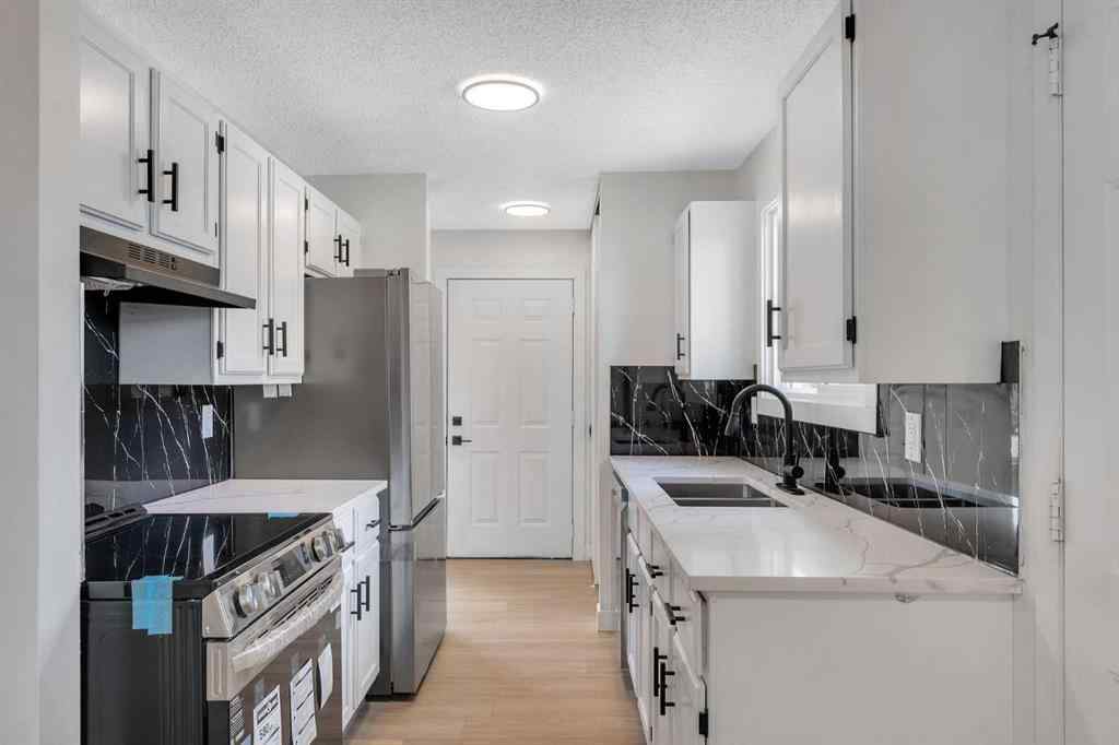 MLS® A2254405 - 40 Erin Woods Drive SE in Erin Woods Calgary, Residential