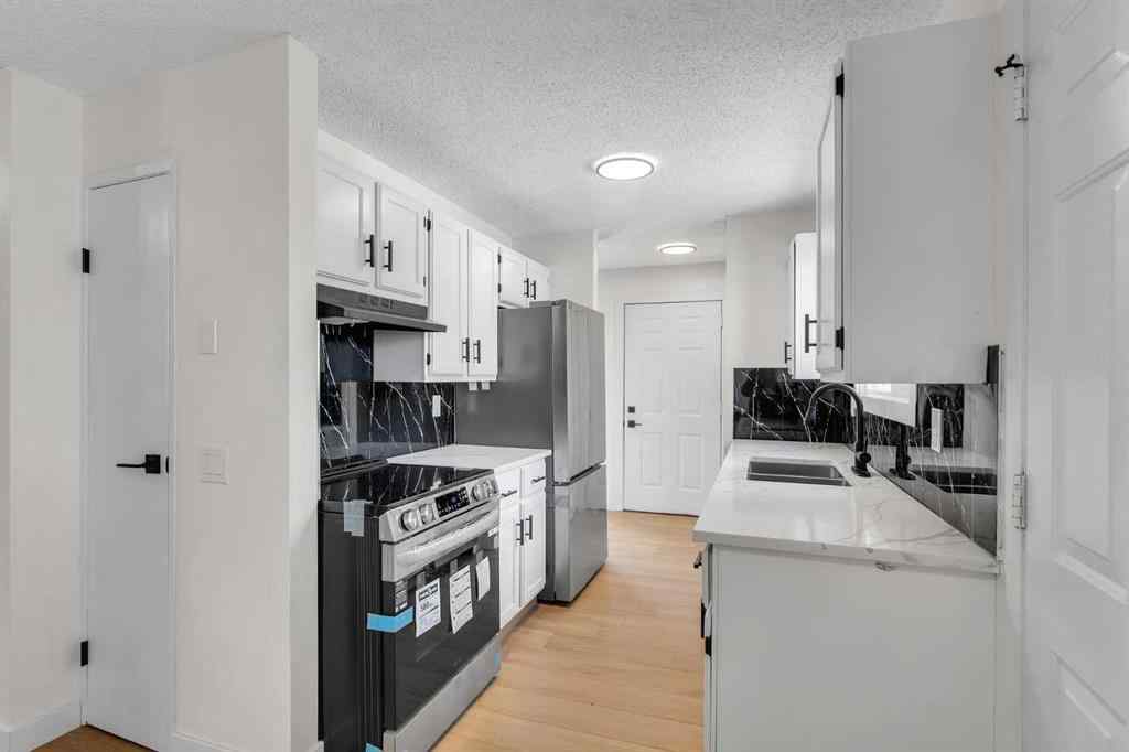 MLS® A2254405 - 40 Erin Woods Drive SE in Erin Woods Calgary, Residential
