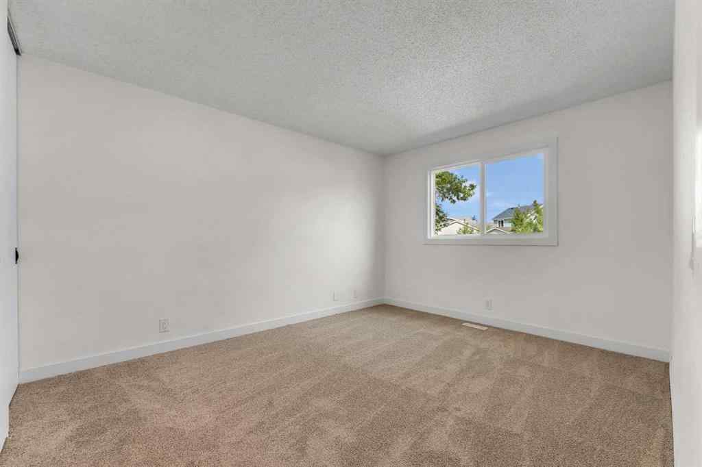 MLS® A2254405 - 40 Erin Woods Drive SE in Erin Woods Calgary, Residential