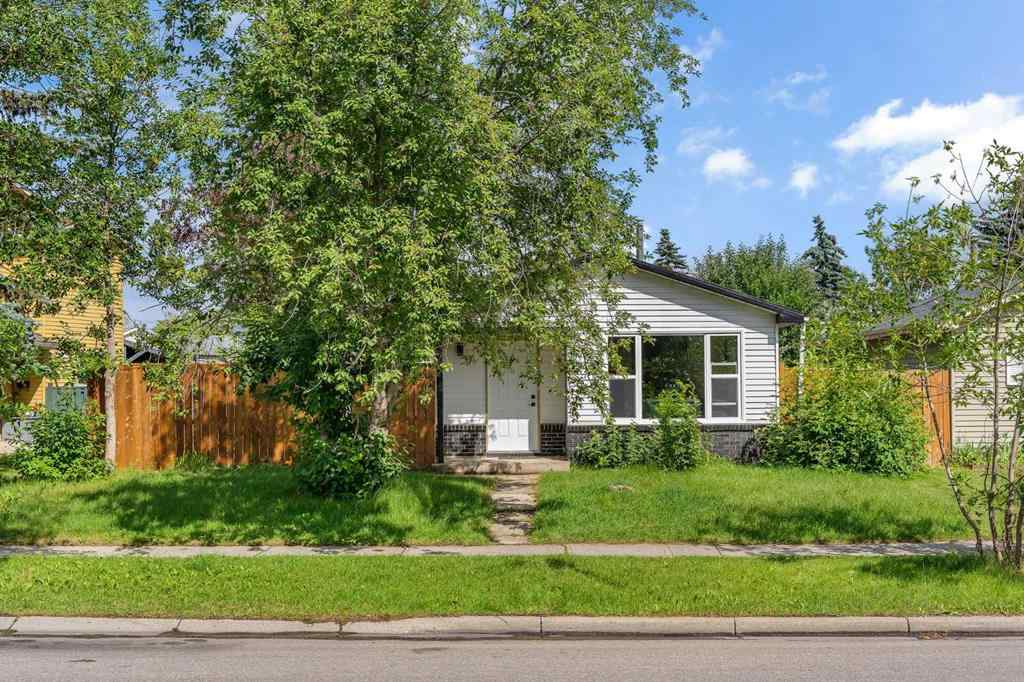 MLS® A2254405 - 40 Erin Woods Drive SE in Erin Woods Calgary, Residential