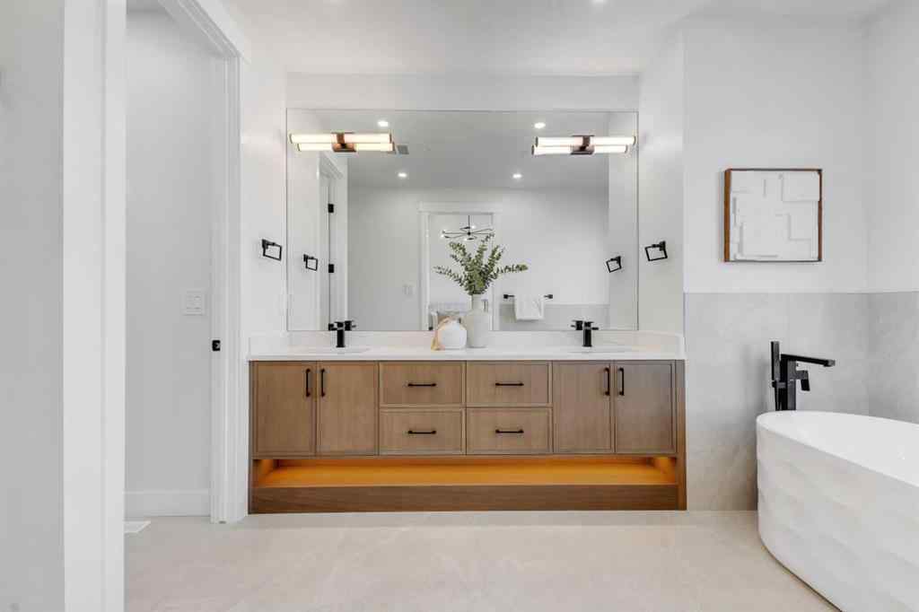 MLS® A2254408 - 2713 Cochrane Road NW in Banff Trail Calgary, Residential