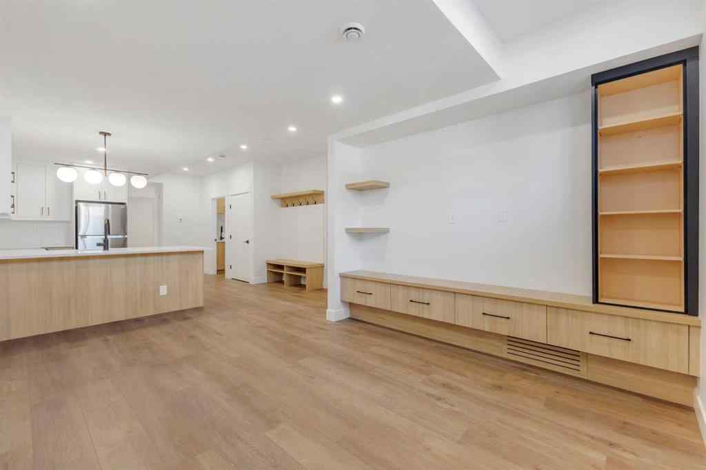 MLS® A2254408 - 2713 Cochrane Road NW in Banff Trail Calgary, Residential