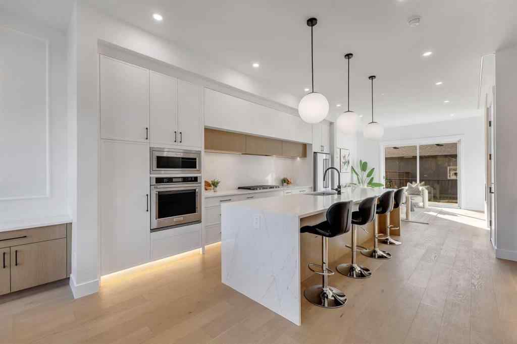 MLS® A2254408 - 2713 Cochrane Road NW in Banff Trail Calgary, Residential