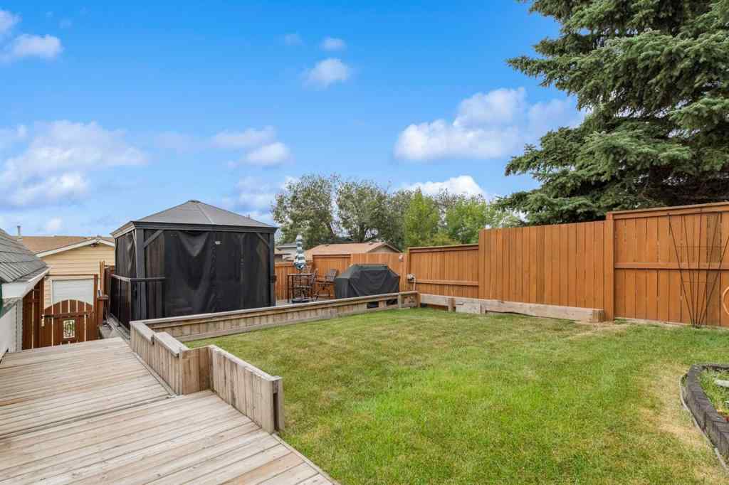 MLS® A2254409 - 219 Pinemill Road NE in Pineridge Calgary, Residential