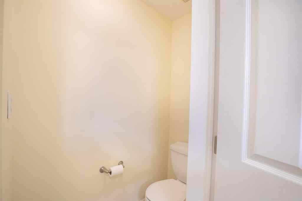 MLS® A2254411 - Unit #413 5040 53 Street  in Downtown Sylvan Lake, Residential