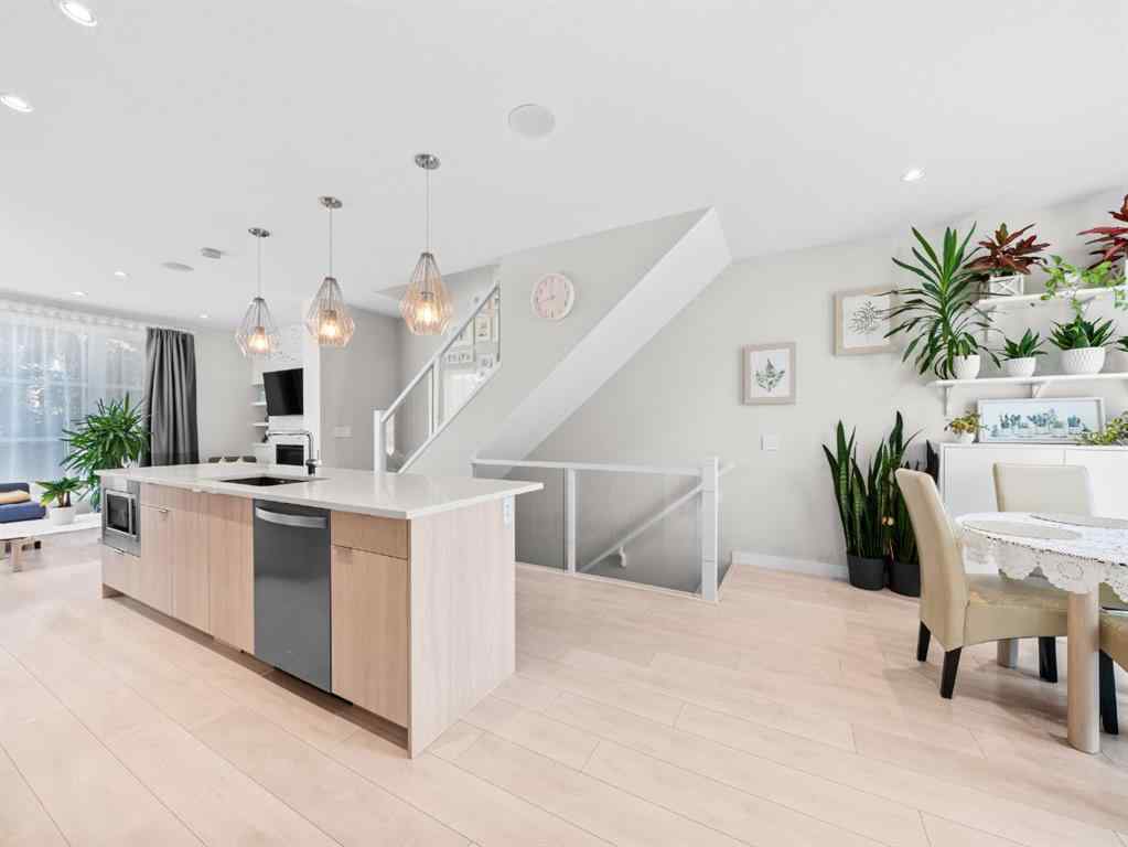MLS® A2254417 - 2104 Richmond Road SW in Richmond Calgary, Residential
