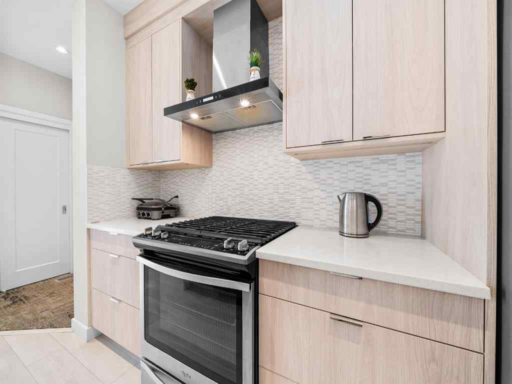 MLS® A2254417 - 2104 Richmond Road SW in Richmond Calgary, Residential