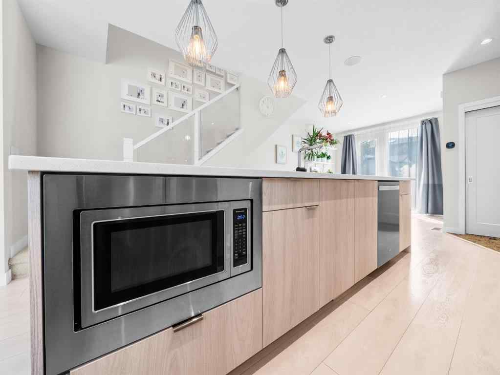 MLS® A2254417 - 2104 Richmond Road SW in Richmond Calgary, Residential