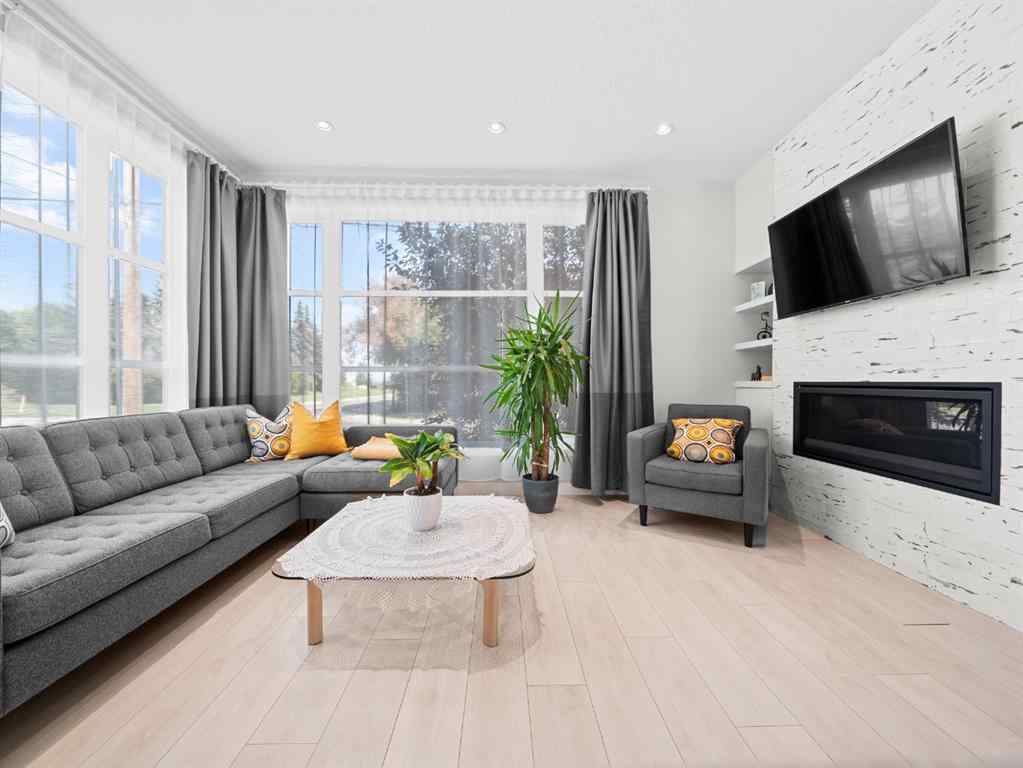 MLS® A2254417 - 2104 Richmond Road SW in Richmond Calgary, Residential