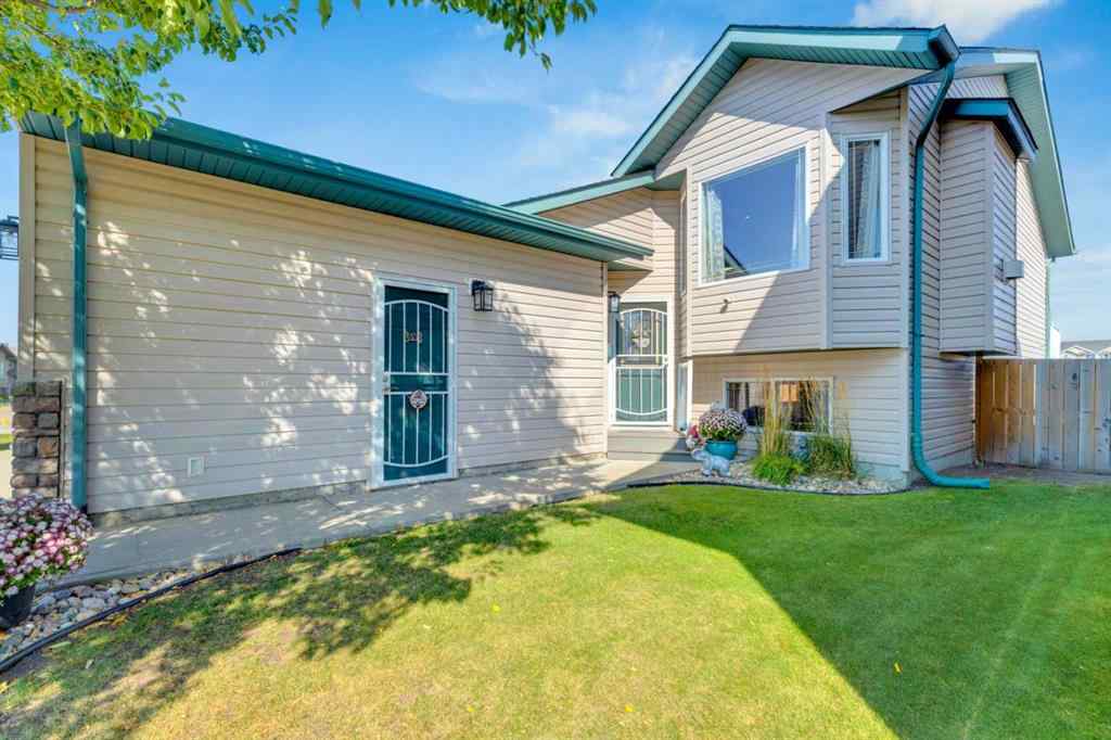 MLS® A2254419 - 175 Lyons Close  in Lancaster Green Red Deer, Residential