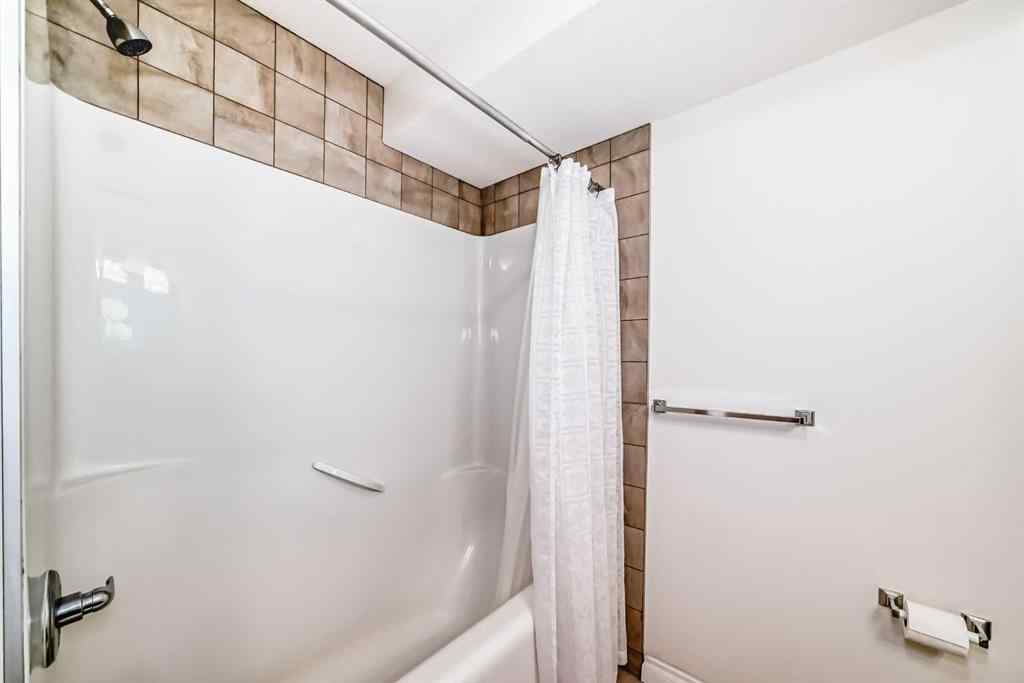 MLS® A2254421 - 426 7A Street NE in Bridgeland/Riverside Calgary, Residential