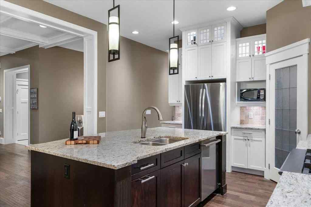 MLS® A2254423 - 314 Hawk's Nest Hollow  in Hawks Landing Priddis Greens, Residential