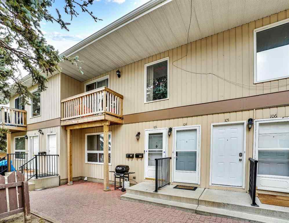 MLS® A2254426 - Unit #103 219 Huntington Park Bay NW in Huntington Hills Calgary, Residential