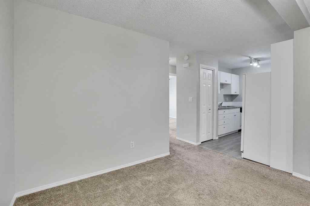 MLS® A2254426 - Unit #103 219 Huntington Park Bay NW in Huntington Hills Calgary, Residential
