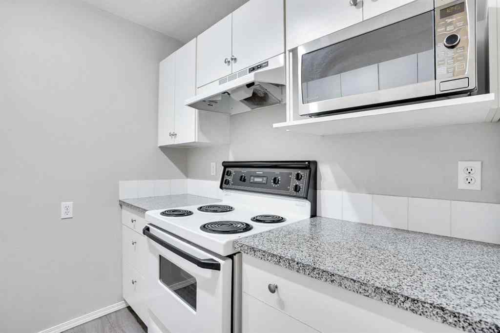 MLS® A2254426 - Unit #103 219 Huntington Park Bay NW in Huntington Hills Calgary, Residential