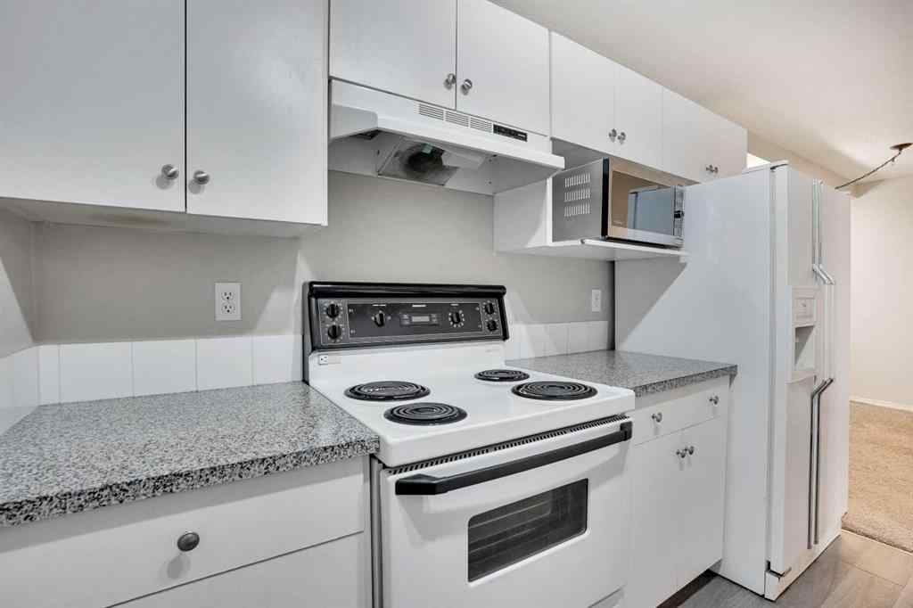 MLS® A2254426 - Unit #103 219 Huntington Park Bay NW in Huntington Hills Calgary, Residential