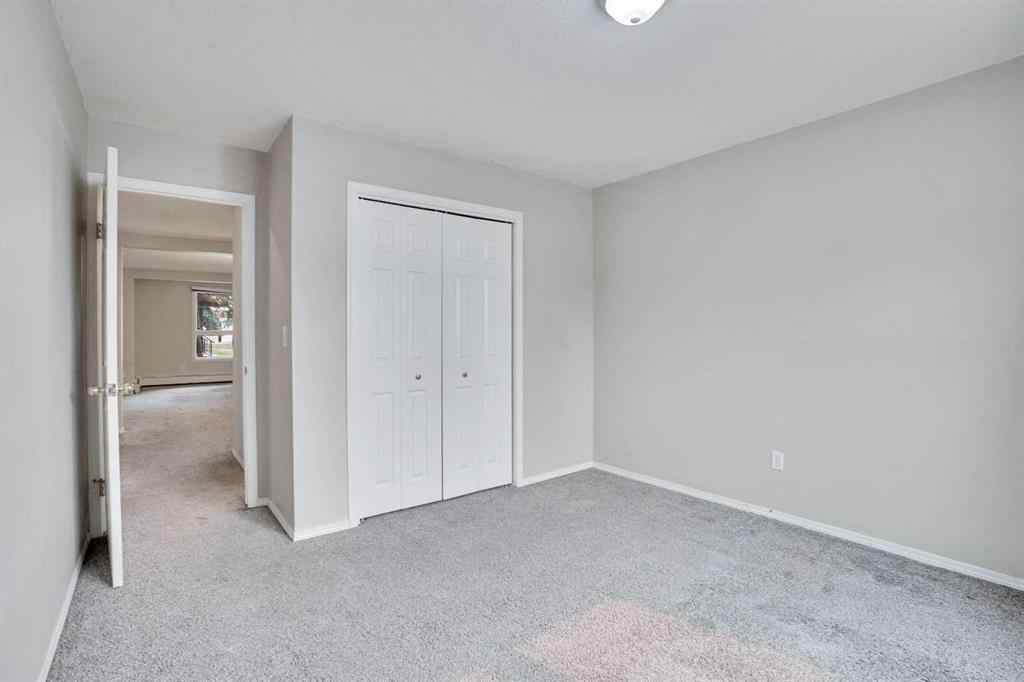 MLS® A2254426 - Unit #103 219 Huntington Park Bay NW in Huntington Hills Calgary, Residential