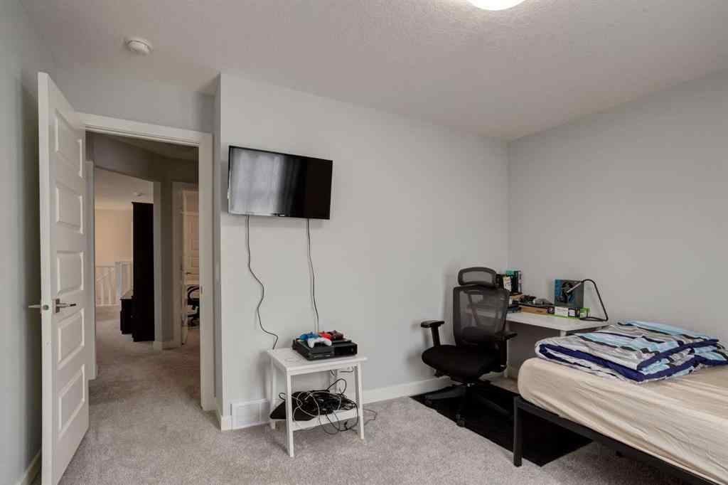 MLS® A2254428 - 30 Nolanhurst Gardens NW in Nolan Hill Calgary, Residential