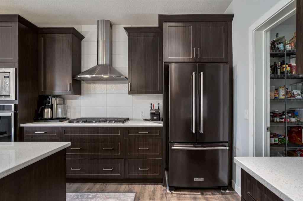 MLS® A2254428 - 30 Nolanhurst Gardens NW in Nolan Hill Calgary, Residential