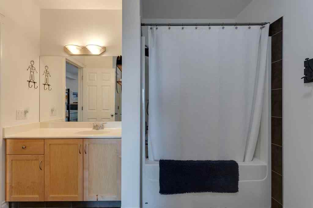 MLS® A2254431 - Unit #3608 24 Hemlock Crescent SW in Spruce Cliff Calgary, Residential