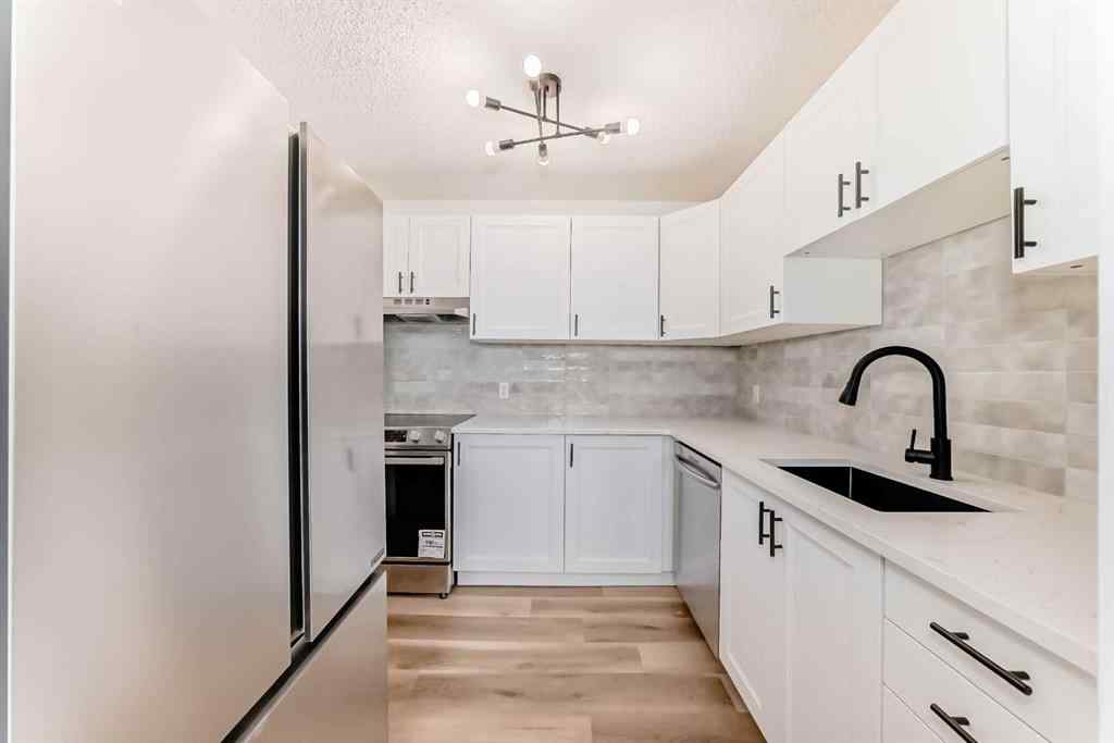 MLS® A2254432 - Unit #26 2511 38 Street NE in Rundle Calgary, Residential