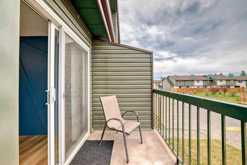 MLS® A2254432 - Unit #26 2511 38 Street NE in Rundle Calgary, Residential