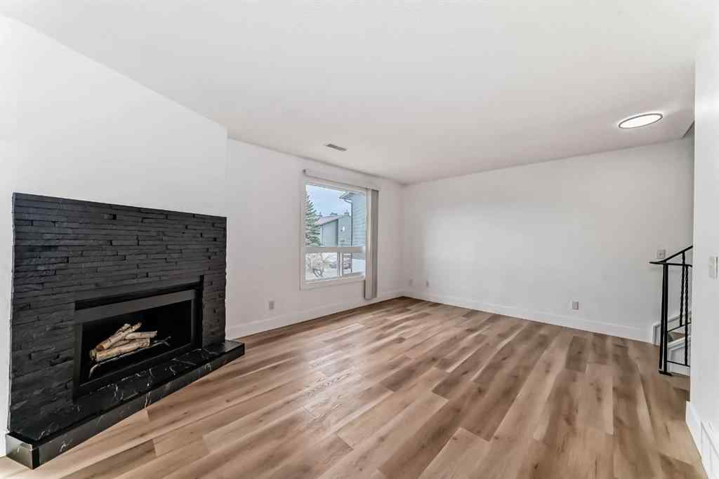 MLS® A2254432 - Unit #26 2511 38 Street NE in Rundle Calgary, Residential