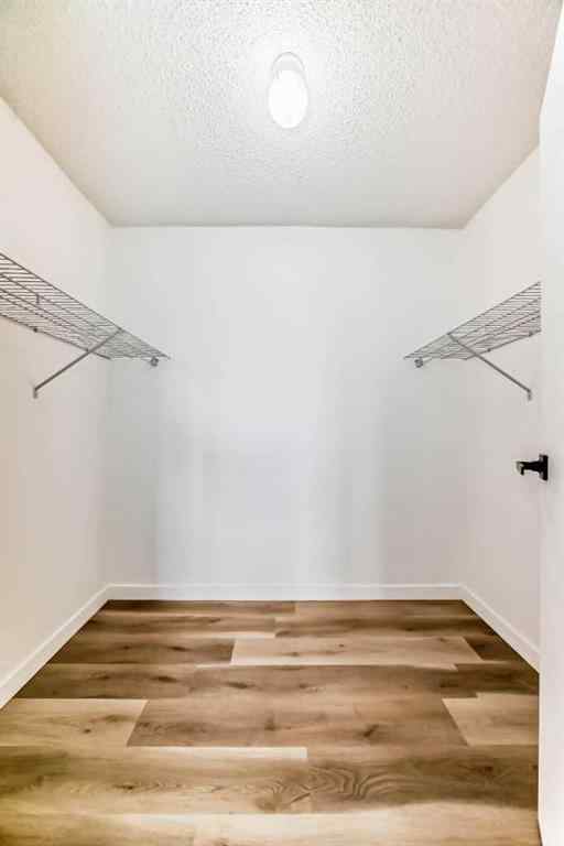 MLS® A2254432 - Unit #26 2511 38 Street NE in Rundle Calgary, Residential