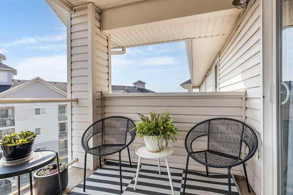 MLS® A2254439 - Unit #418 1632 Saamis Drive NW in Northwest Crescent Heights Medicine Hat, Residential