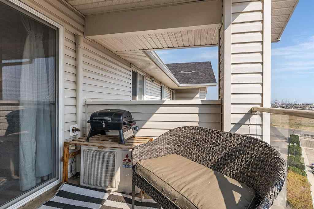MLS® A2254439 - Unit #418 1632 Saamis Drive NW in Northwest Crescent Heights Medicine Hat, Residential