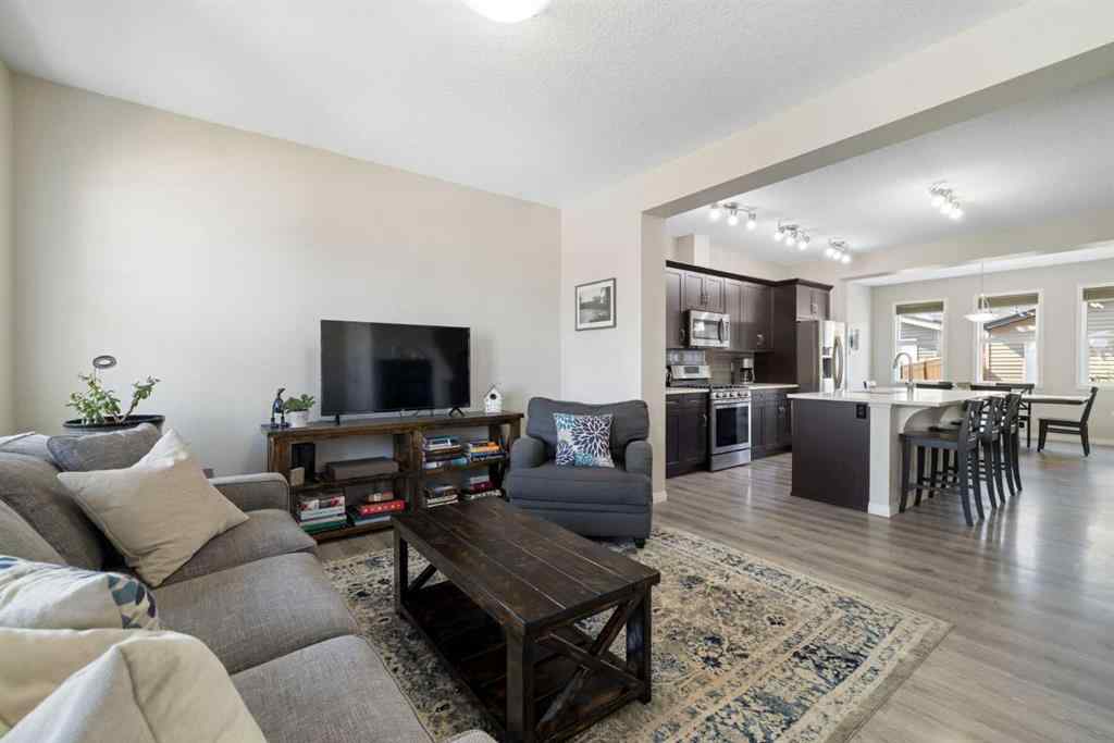 MLS® A2254443 - 211 Evanscrest Way NW in Evanston Calgary, Residential