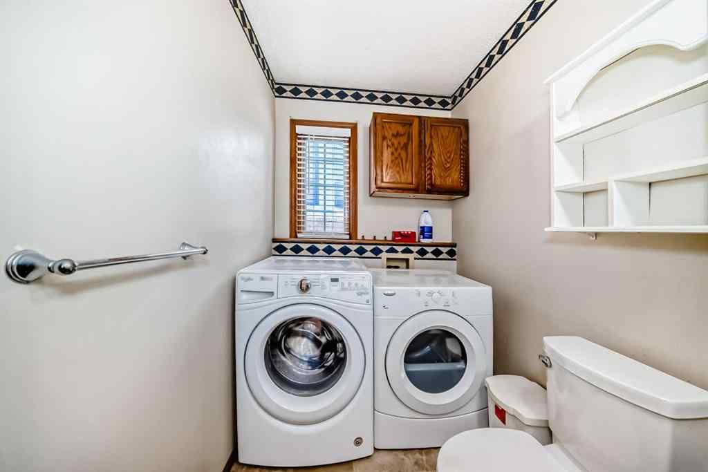 MLS® A2254447 - 421 Applewood Place SE in Applewood Park Calgary, Residential