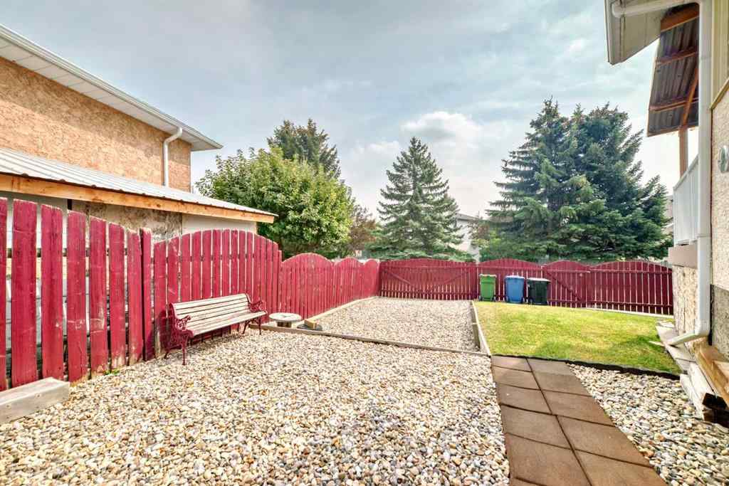 MLS® A2254447 - 421 Applewood Place SE in Applewood Park Calgary, Residential