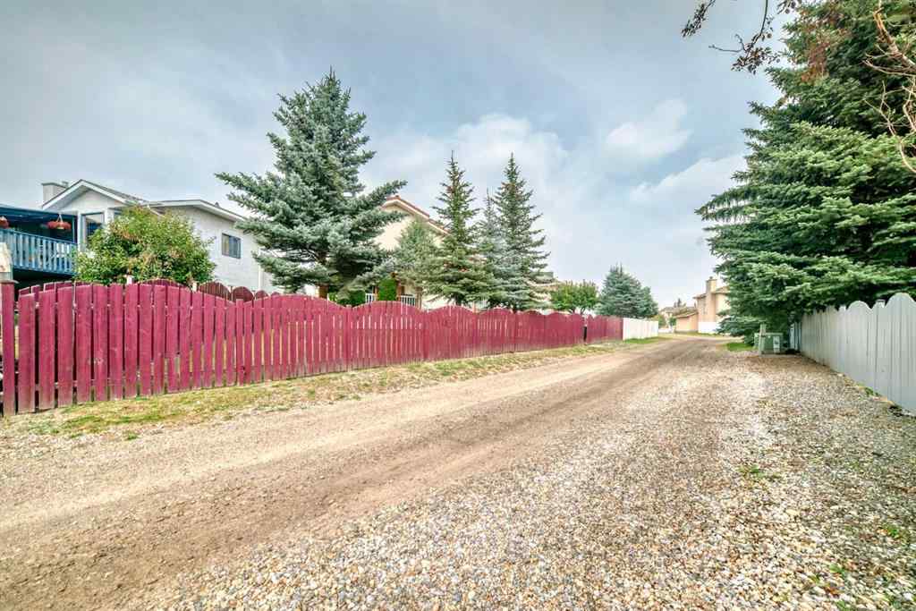 MLS® A2254447 - 421 Applewood Place SE in Applewood Park Calgary, Residential