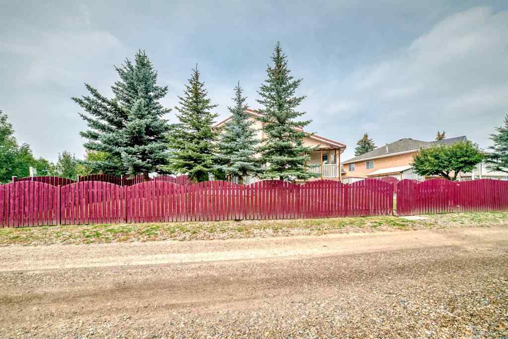 MLS® A2254447 - 421 Applewood Place SE in Applewood Park Calgary, Residential