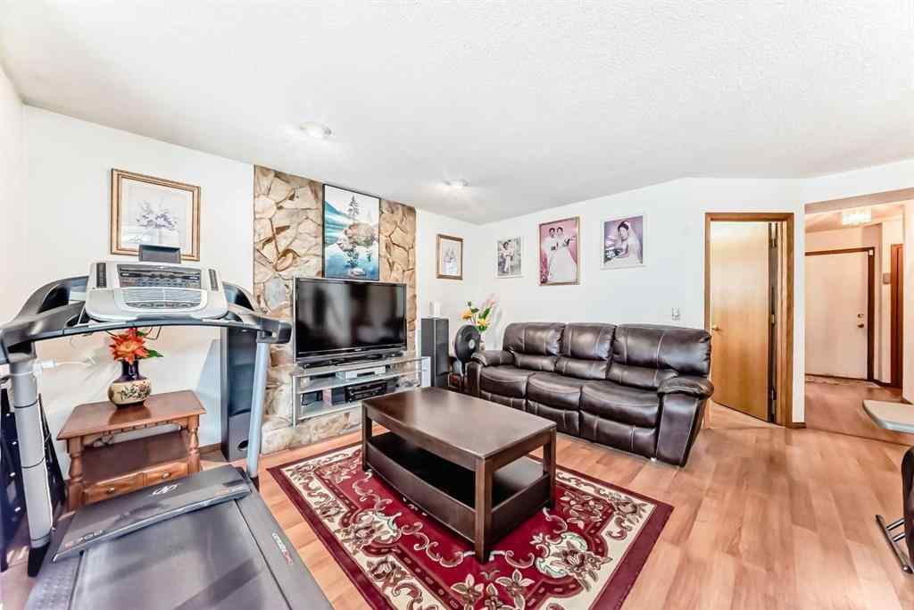 MLS® A2254447 - 421 Applewood Place SE in Applewood Park Calgary, Residential