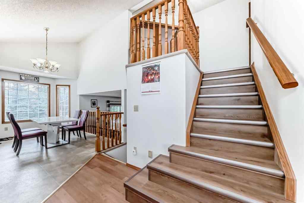 MLS® A2254447 - 421 Applewood Place SE in Applewood Park Calgary, Residential