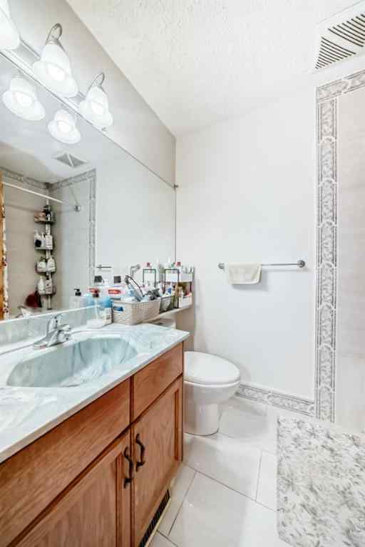 MLS® A2254447 - 421 Applewood Place SE in Applewood Park Calgary, Residential