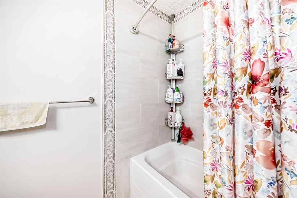 MLS® A2254447 - 421 Applewood Place SE in Applewood Park Calgary, Residential