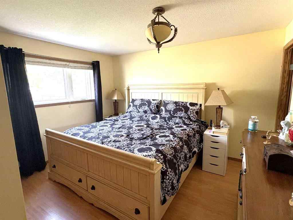 MLS® A2254450 - 5007 46 Avenue  in Forestburg Forestburg, Residential