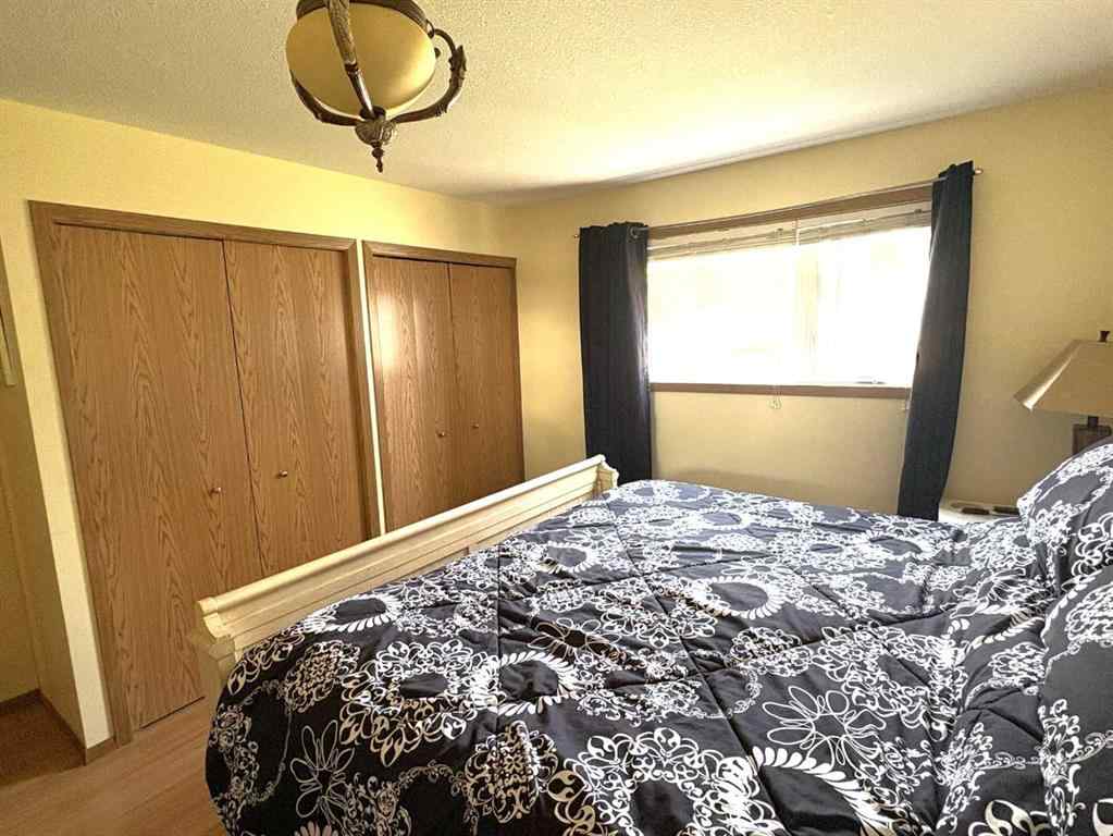 MLS® A2254450 - 5007 46 Avenue  in Forestburg Forestburg, Residential
