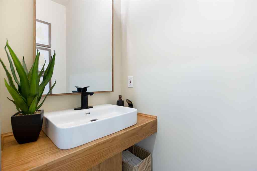 MLS® A2254451 - 124 Country Hills Gardens NW in Country Hills Calgary, Residential