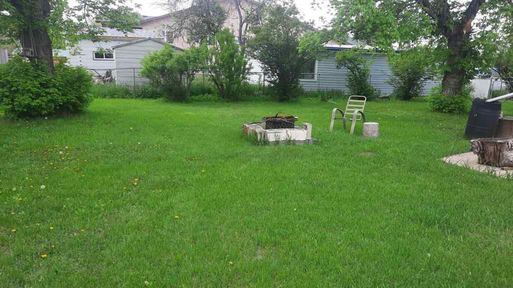 MLS® A2254454 - 1111 2 Avenue W in Newcastle Drumheller, Residential