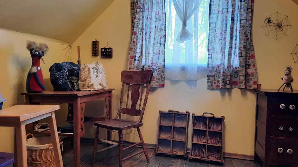 MLS® A2254454 - 1111 2 Avenue W in Newcastle Drumheller, Residential
