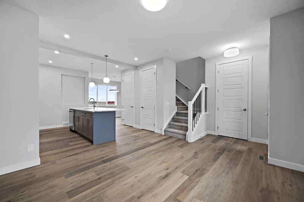 MLS® A2254461 - 25 Southborough Lane  in Southbow Landing Cochrane, Residential
