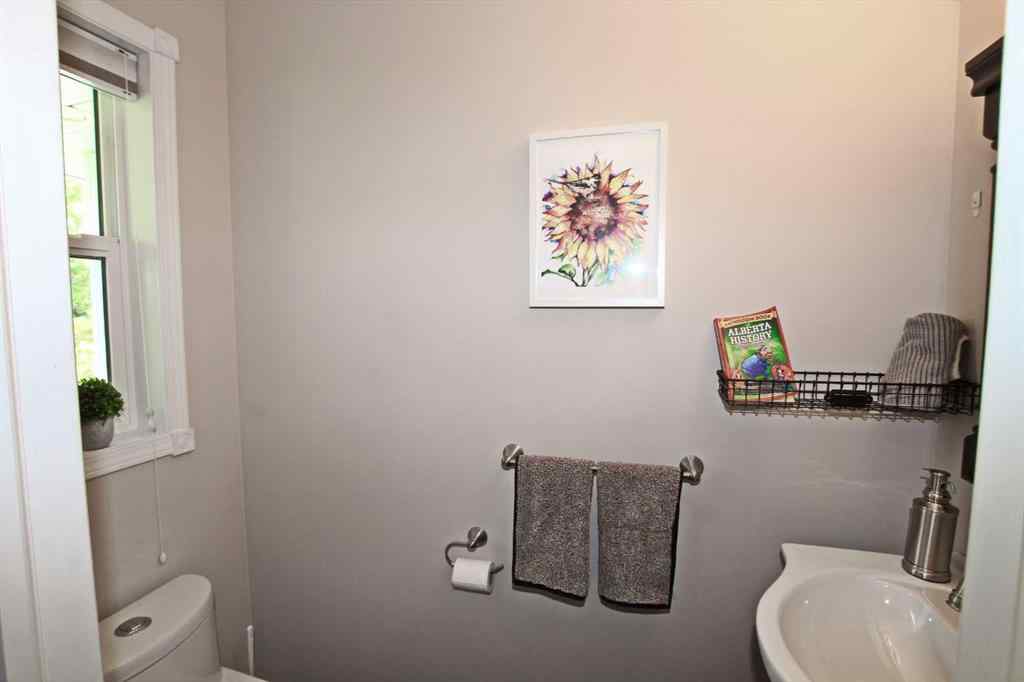 MLS® A2254476 - 38472 Range Road 20   in NONE Rural Red Deer County, Residential