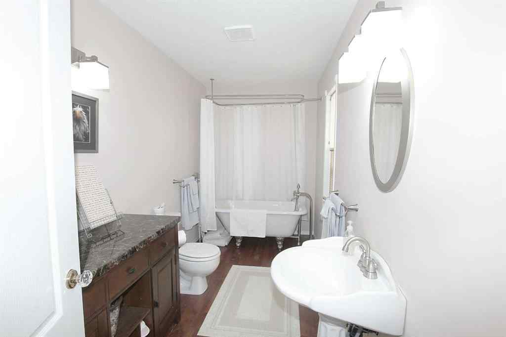 MLS® A2254476 - 38472 Range Road 20   in NONE Rural Red Deer County, Residential
