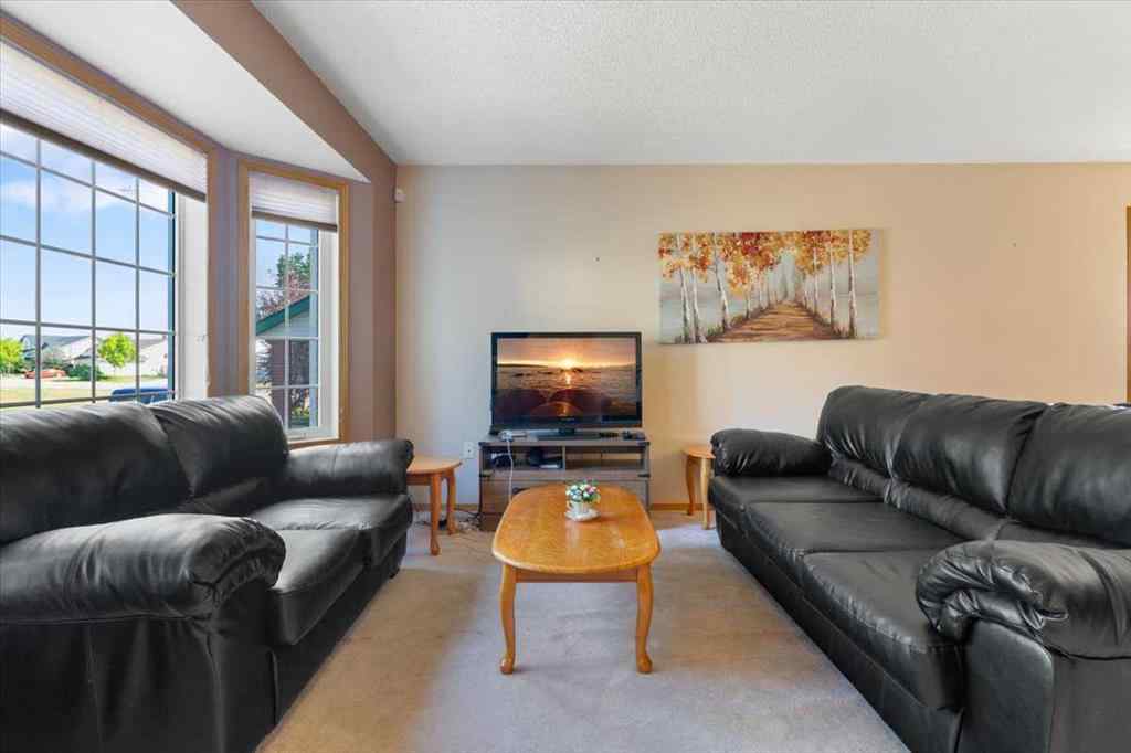 MLS® A2254480 - 8867 108 Avenue  in Crystal Heights Grande Prairie, Residential